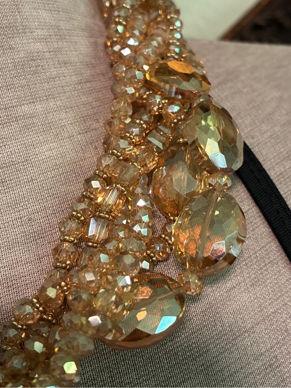 Christian Siriano New York Champagne Crystal Choker - Picture 6 of 7